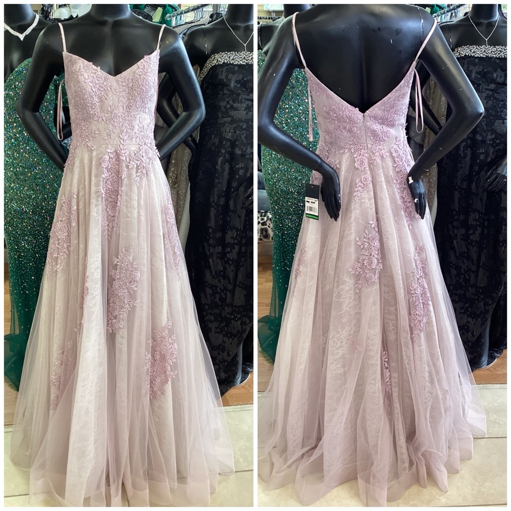 Long a-line dusty pink dress with lace and pockets size 6 new with tags la femme